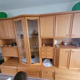 Wohnzimmerschrank