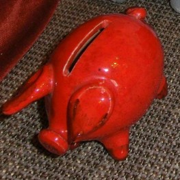 Kleines Sparschwein rot