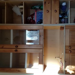 Fernsehschrank + Schrank  1