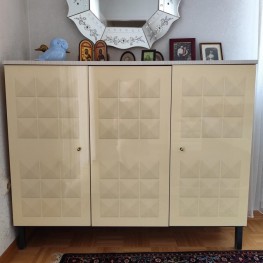 Sideboard und Schrank 1