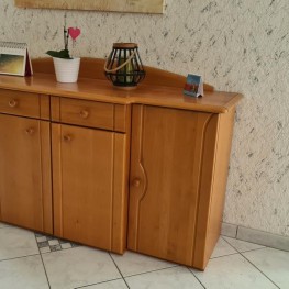 Sideboard Erle massiv zu verschenken