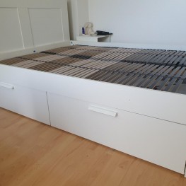 Ikea-Bett BRIMNES 160x200 mit Lattenrost, Kopfteil und Matratze (optional)