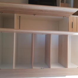 Als Geschenk- Schrank und Kommode  1